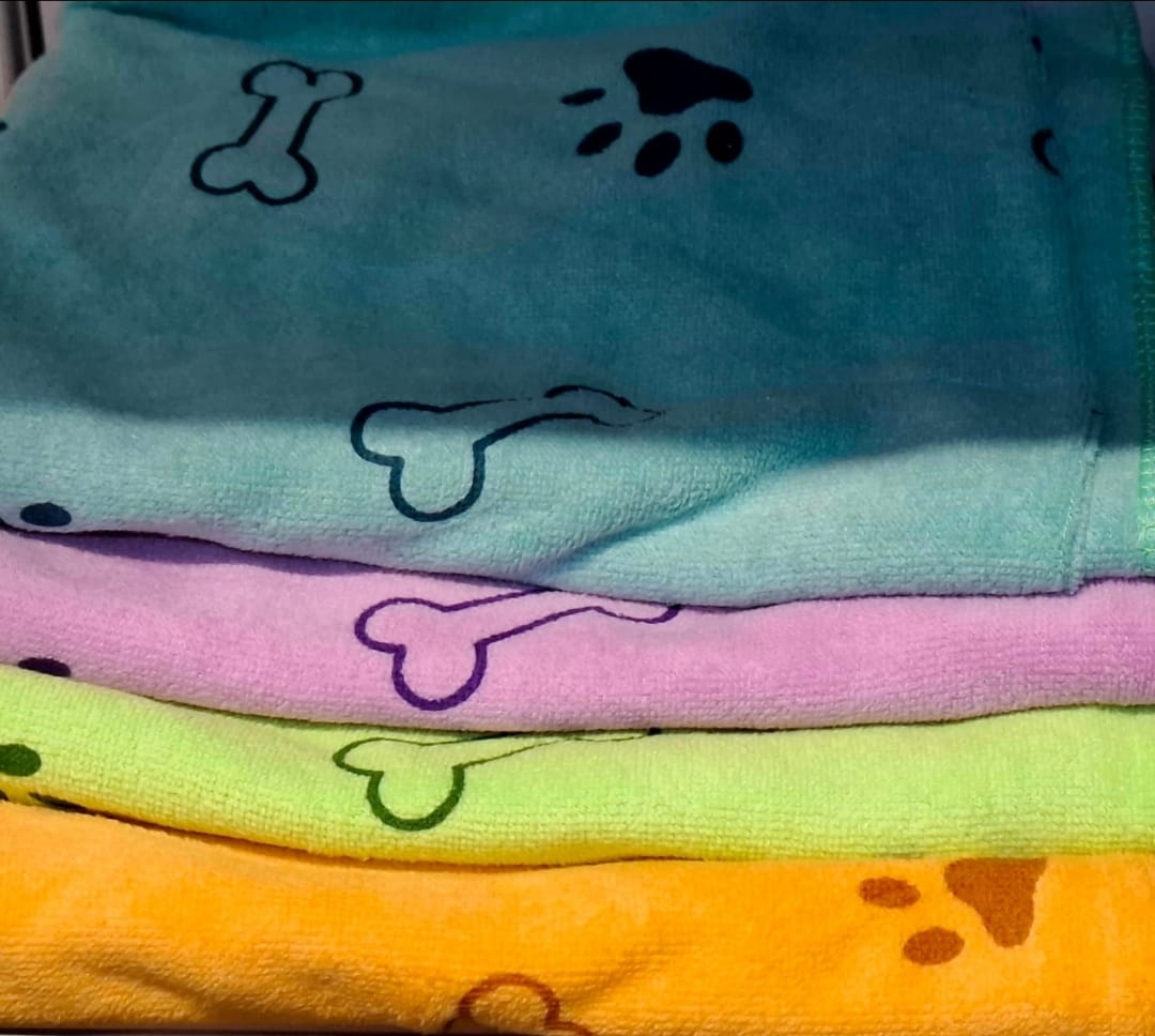 Haustierhandtuch Hundepfoten